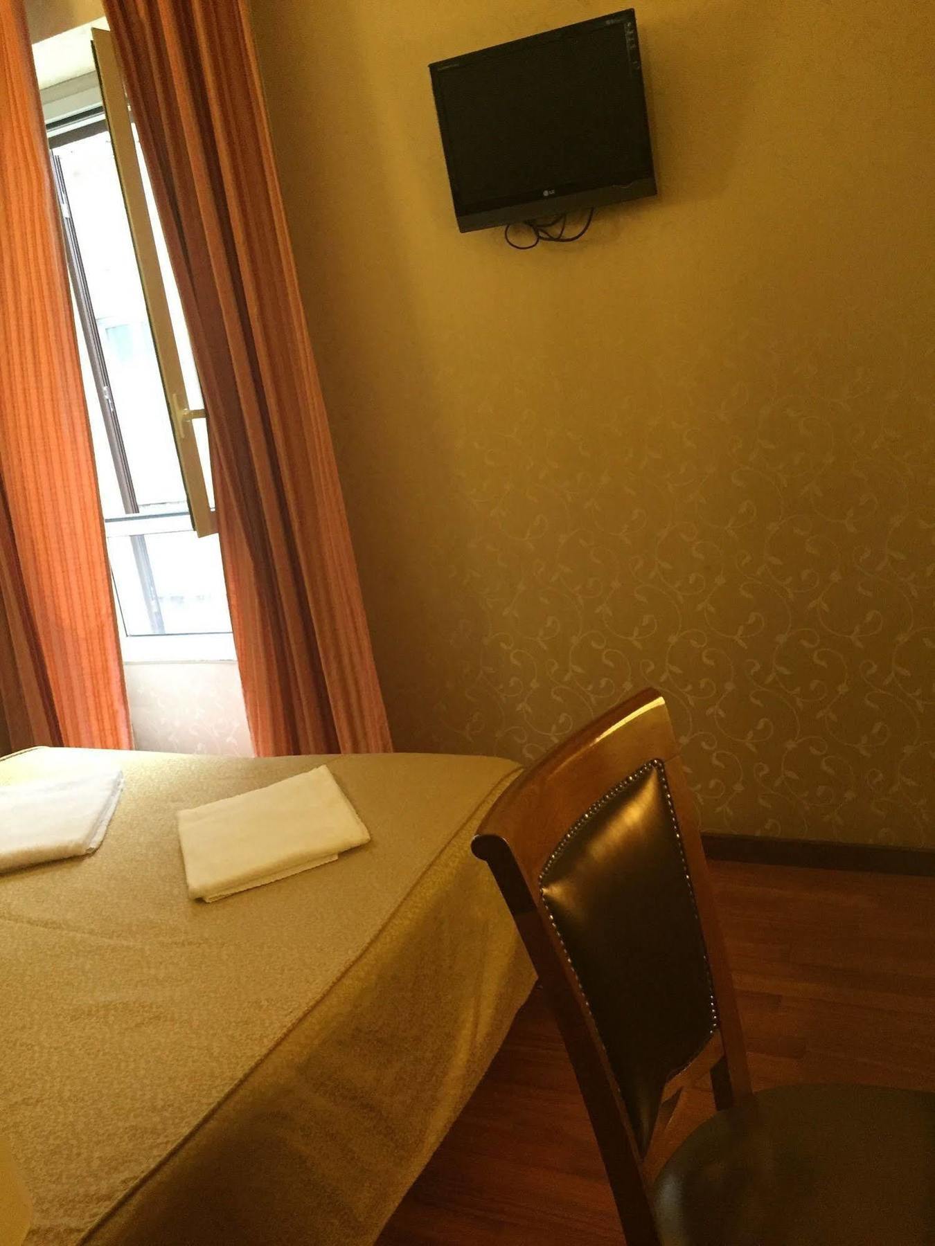 Hotel Divine רומא מראה חיצוני תמונה