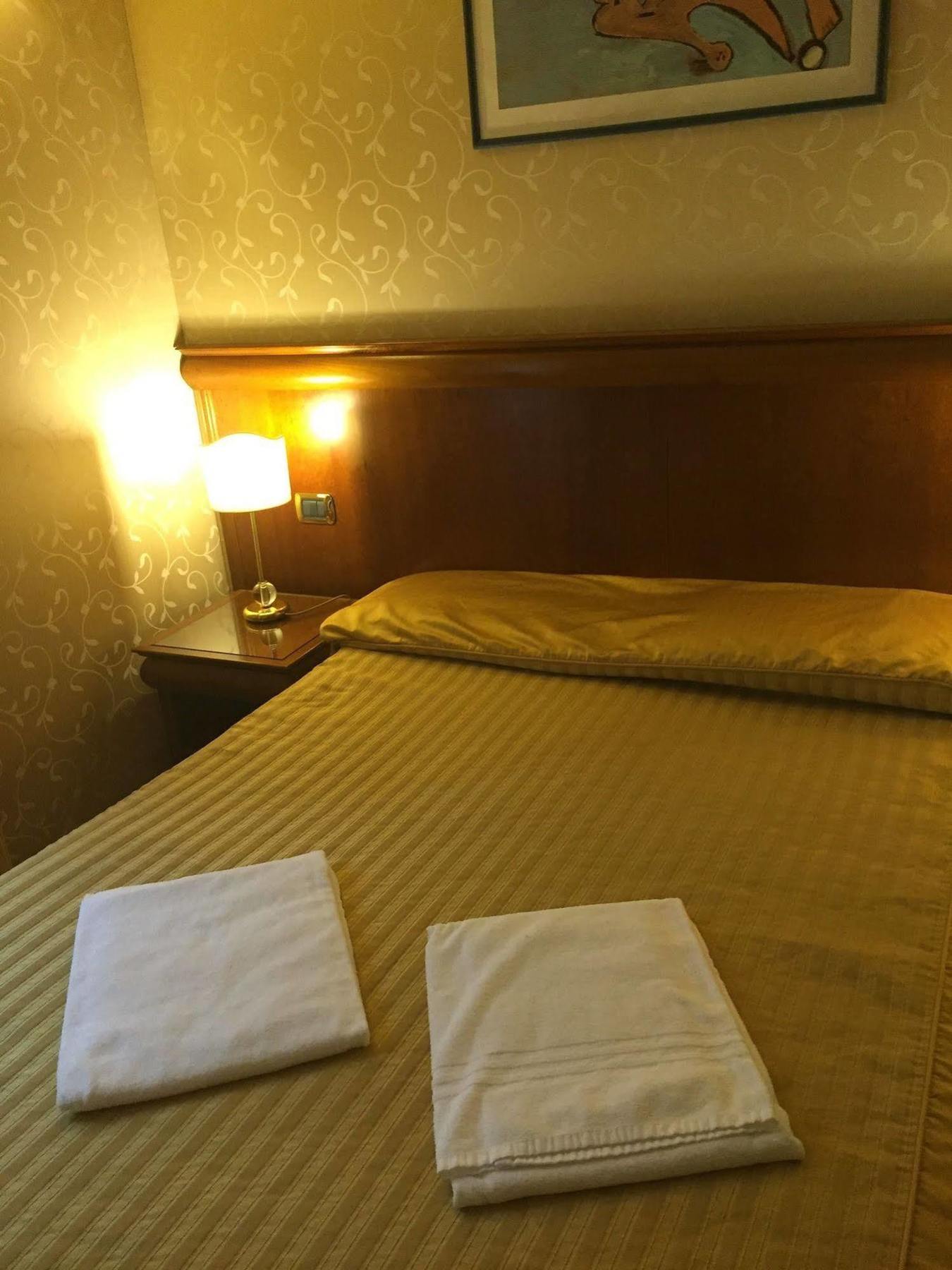 Hotel Divine רומא מראה חיצוני תמונה